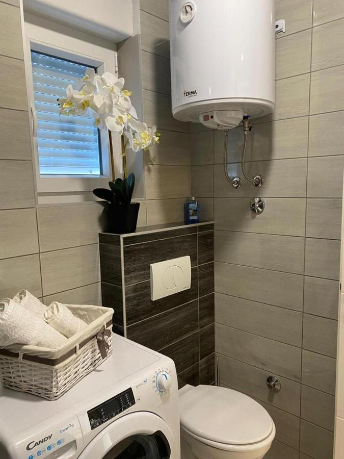 Adria-Appartment-Island-Vir #Sea #Beach #Wifi #Privateparking #Netflix מראה חיצוני תמונה
